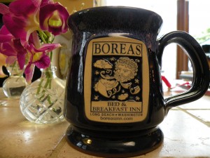 Footed Coffee Mug - Navy w/Sky White Top